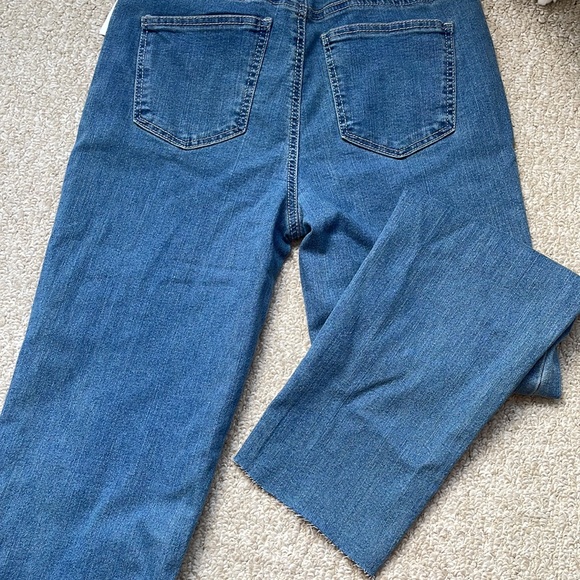 🌟 High Rise Stretch Mom Jeans - Ankle Cut - Size 5 (27)- NWT - Picture 4 of 4